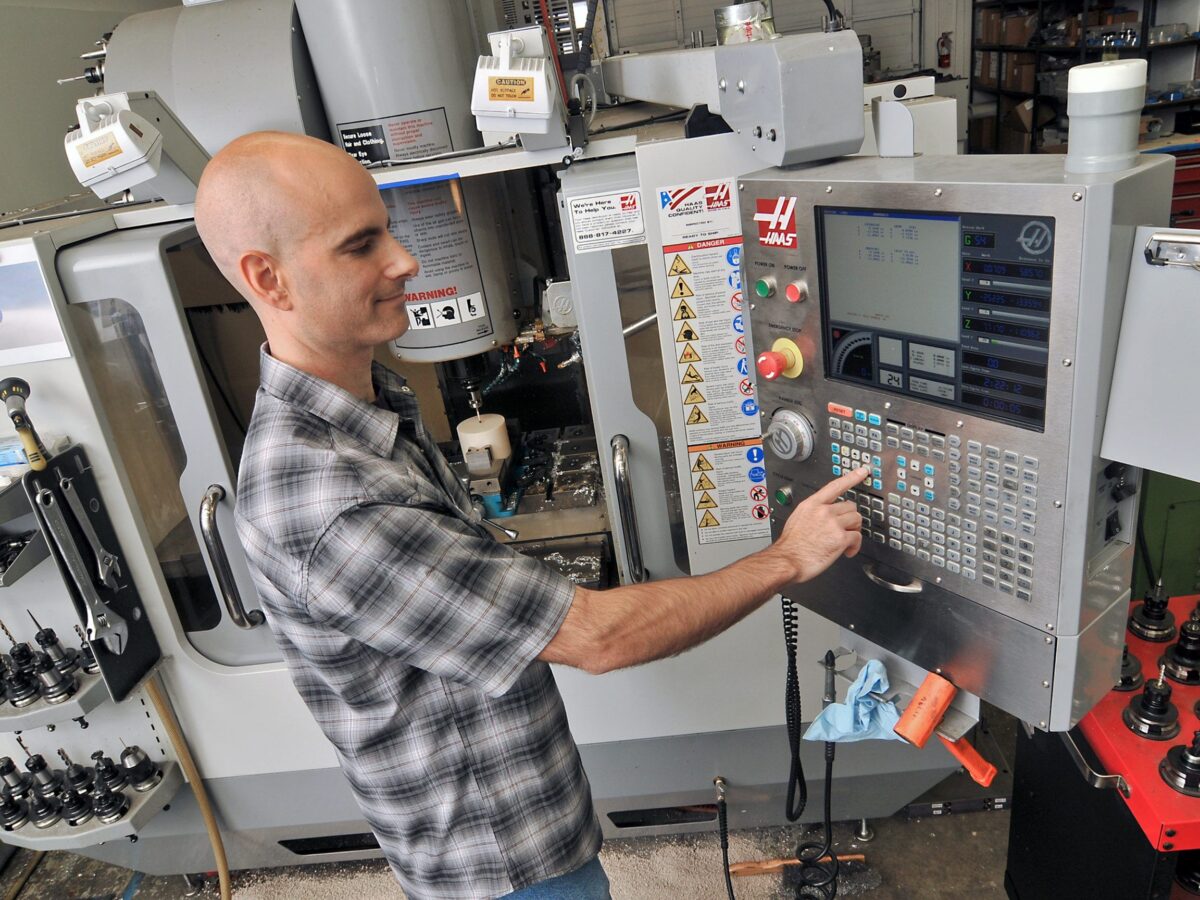 PCC earns $300,000 for next-gen machine manufacturing training